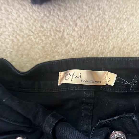 These are CYB by Cynthia Mehra Shorts. Only ever worn once - Picture 2 of 3